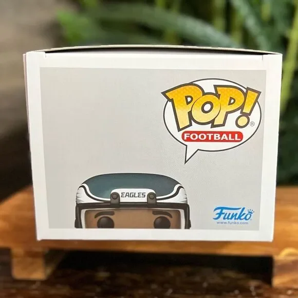Funko Pop! NFL Philadelphia Eagles A.J. Brown #300 Vinyl Figure. New in box! - Picture 4 of 10